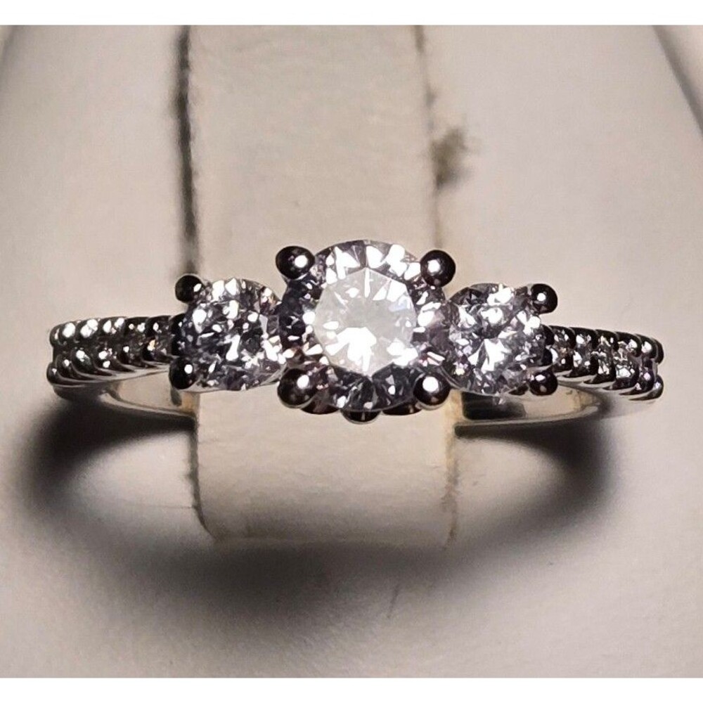 Romance Vintage sterling silver ring sz 6